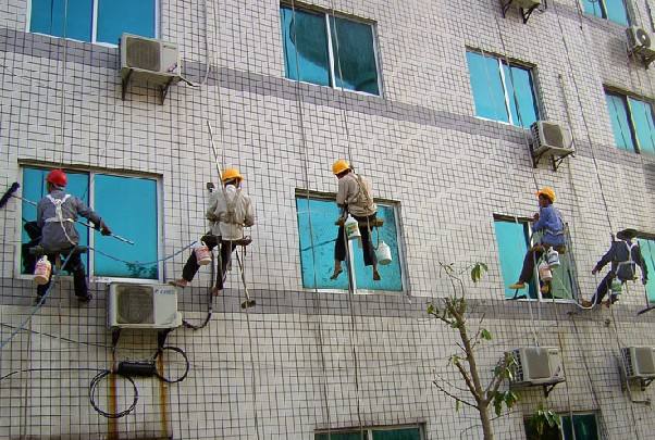 怎樣快速清除水性外墻涂料?教你這招，省時省力成本低