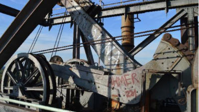 在鋼板涂裝中，鐵銹轉(zhuǎn)化劑讓除銹更高效